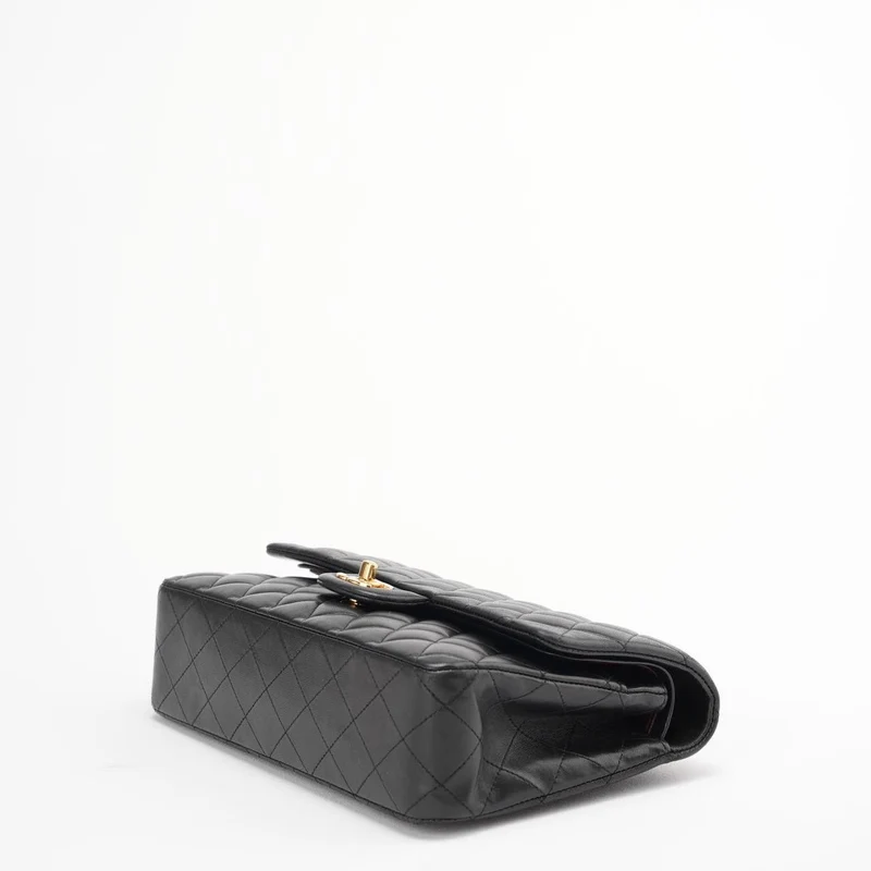 Chanel Classic Double Flap Bag Schwarz Medium
