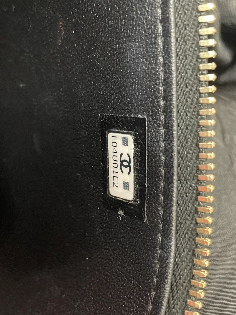 Chanel Classic Long Vanity Case aus schwarzem Lammleder mit Tragegriff