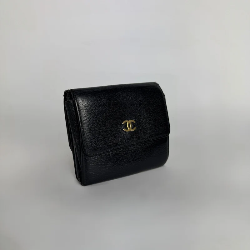 Chanel Coco Mark Kompakte Dreifach-Geldbörse