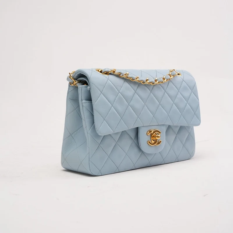 Chanel Vintage Small Classic Double Flap Lamm Hellblau 1997