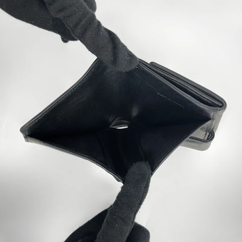 Chanel Caviar Timeless CC Wallet in Schwarz