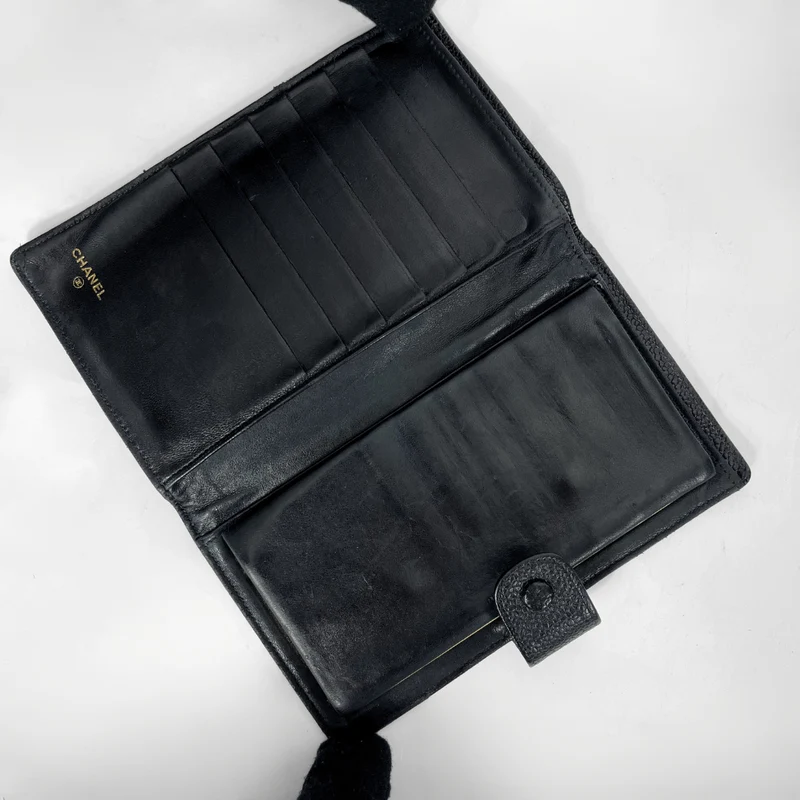 Chanel CC French Long Wallet aus schwarzem Kaviarleder