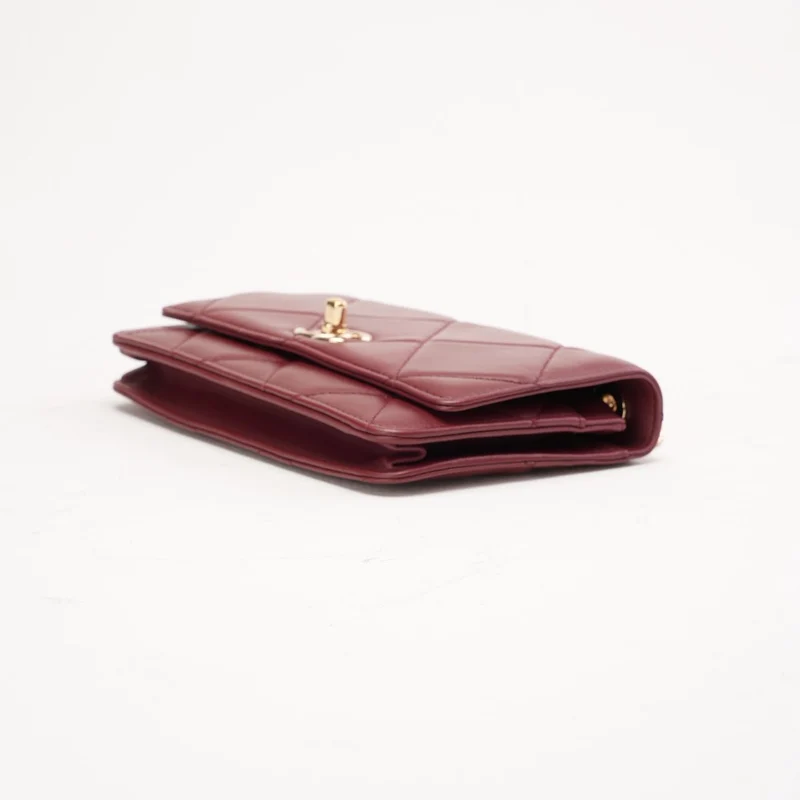 Chanel Trendy CC Wallet on Chain (WOC) Lamm Burgunderrot 2020