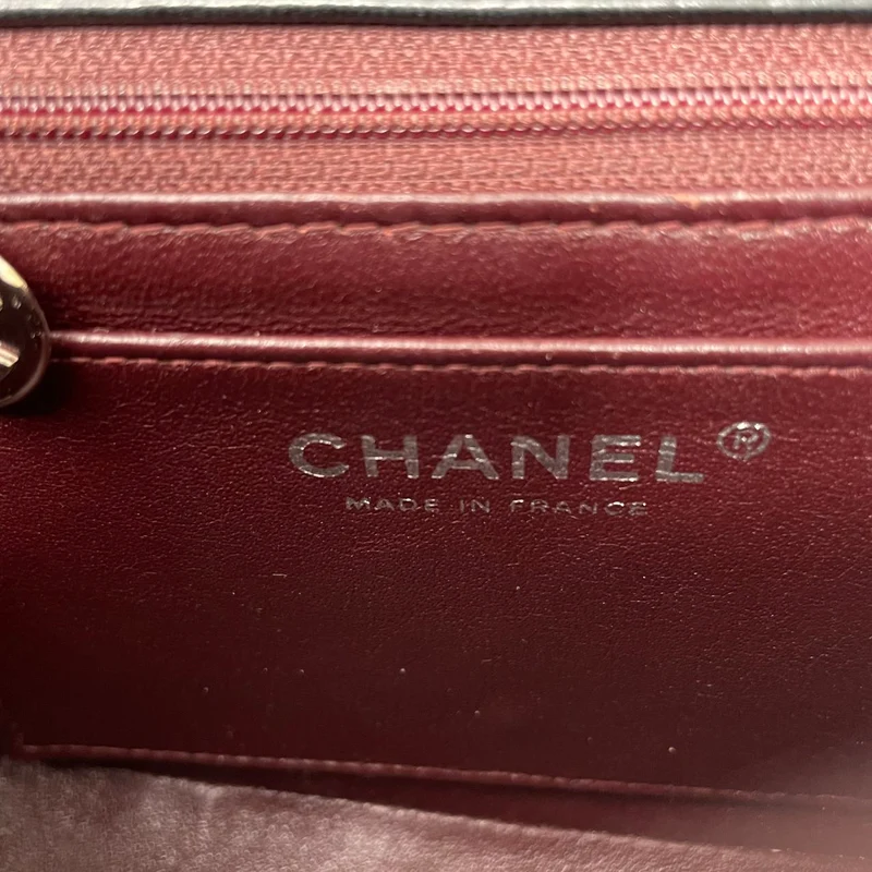 Chanel Vintage Mini Square Classic Flap Bag aus Lammleder, Schwarz, 2005