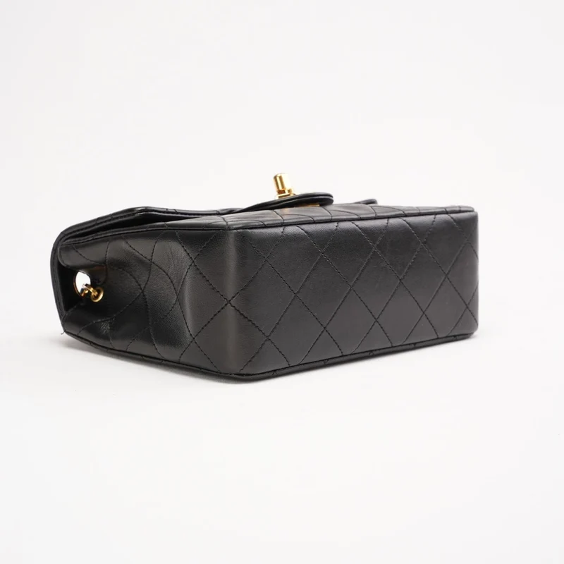 Chanel Vintage Mini Square Classic Flap Bag aus Lammleder, Schwarz, 1996
