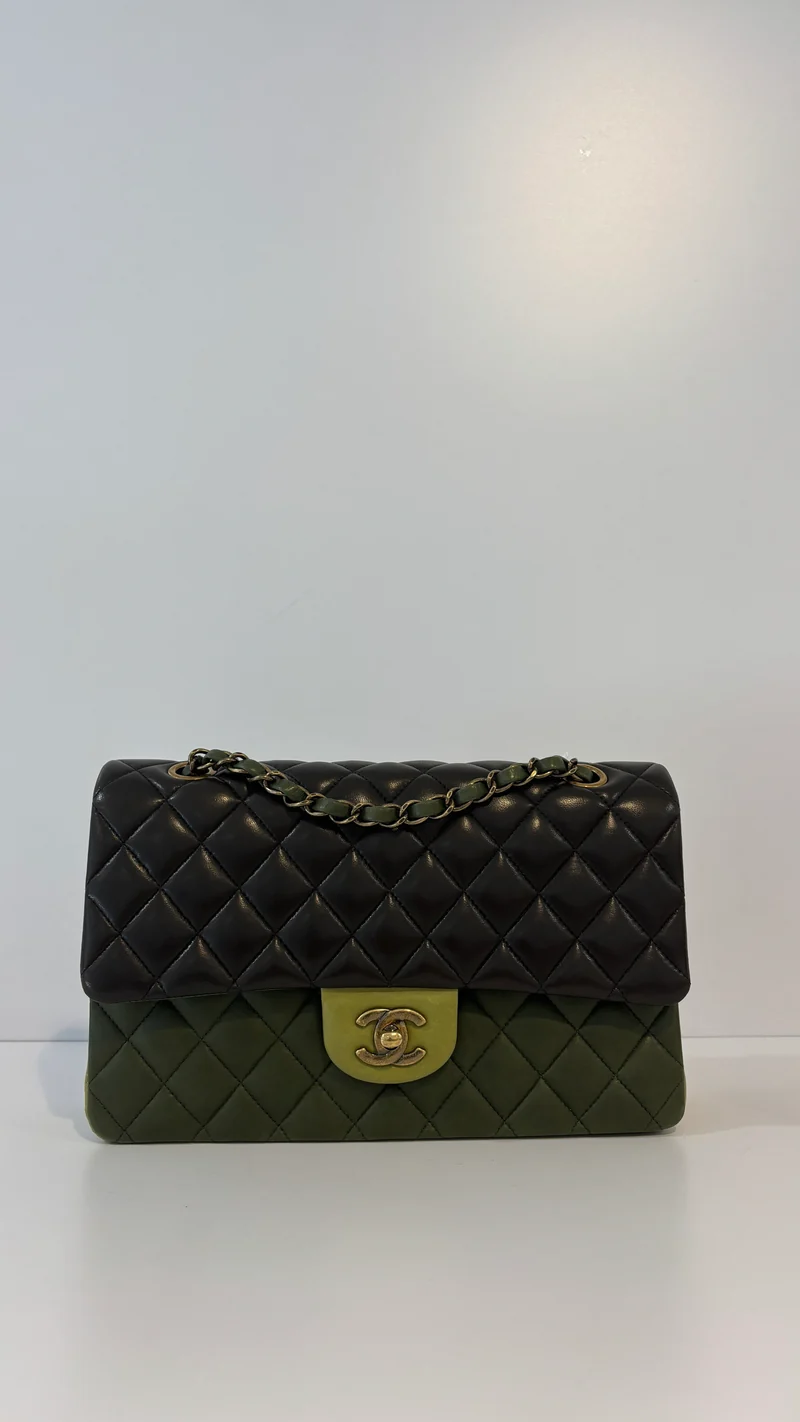 Chanel Stepptasche aus Lammleder, dreifarbig, mittelgroß, Doppelflap, Grün, 2014