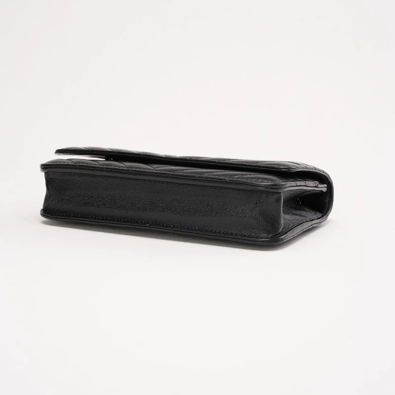Chanel Chevron Wallet on Chain WOC Lammleder Schwarz 2017