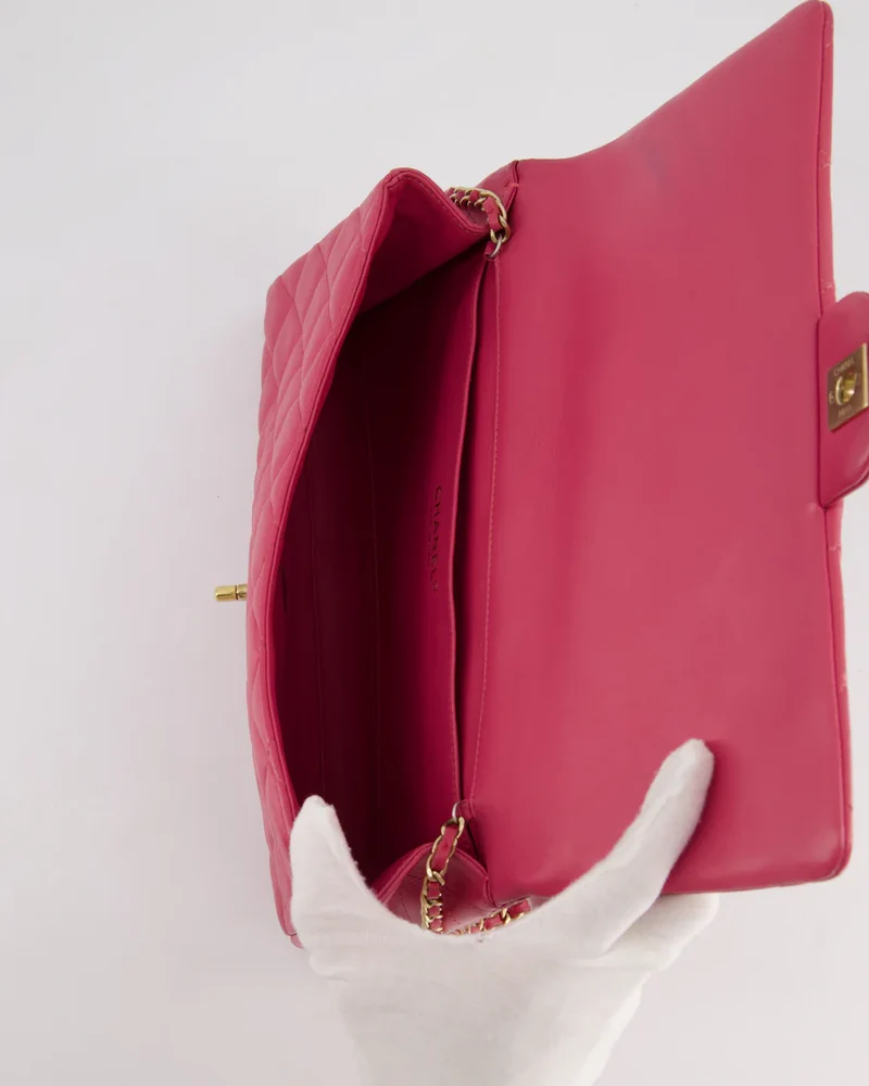 Chanel Timeless Clutch mit Kette aus rosafarbenem Lammleder