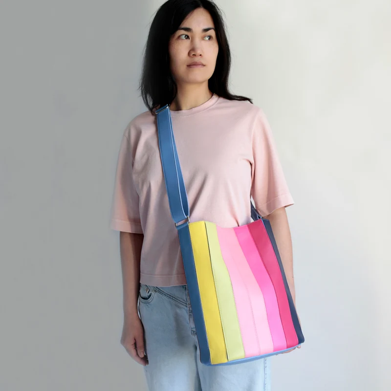 Bunte Bucket Bag aus Leder, Handgefertigte Schultertasche