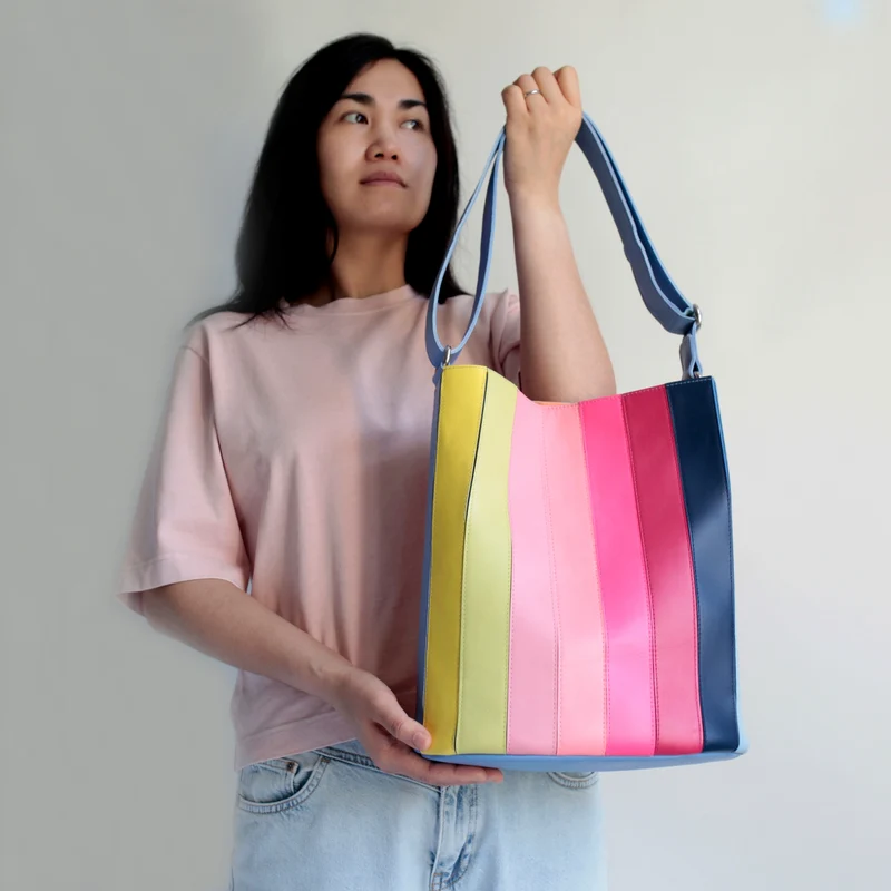 Bunte Bucket Bag aus Leder, Handgefertigte Schultertasche