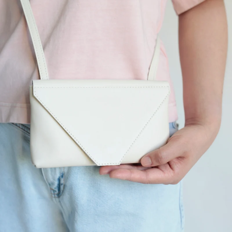 Minitasche Envelope Beere, Handytasche