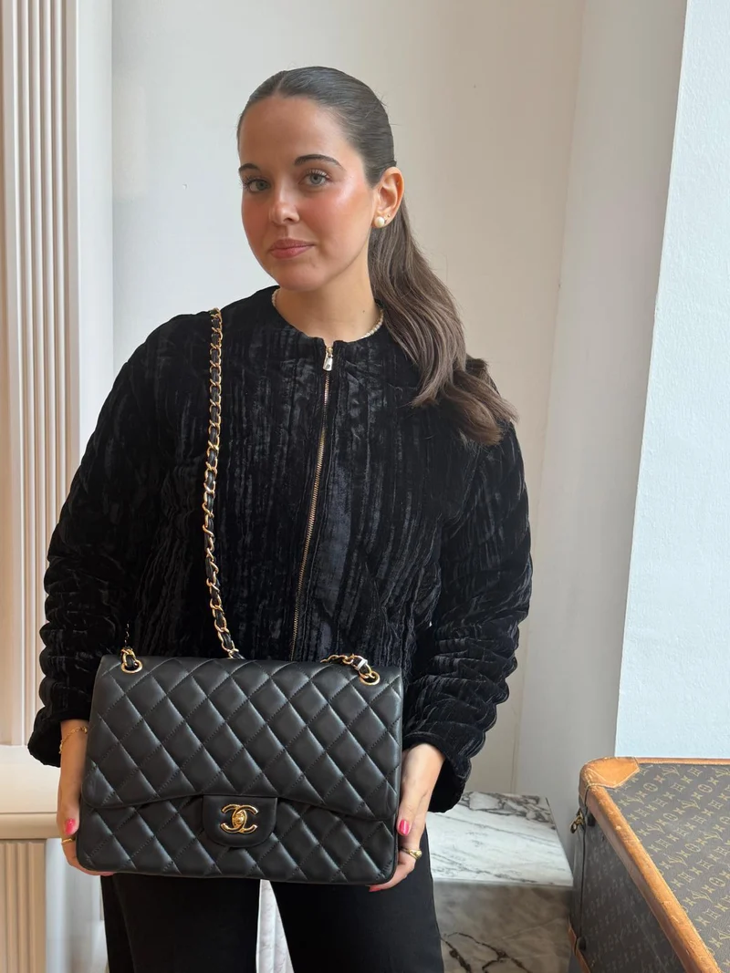 Chanel Schwarze Classic Jumbo Double Flap Bag aus Lammleder 2011