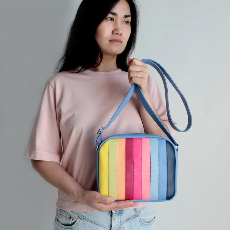 Handtasche ZIP M Sky MIX