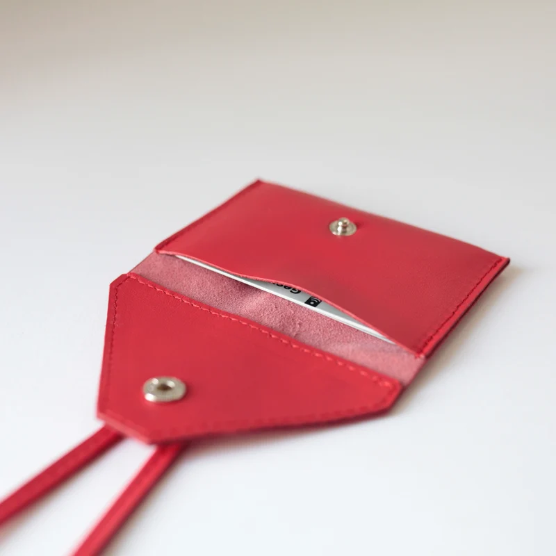 Miniportemonnaie mit Lederband in 7 Farben