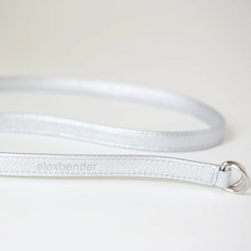 Schmaler Ledergürtel Silber