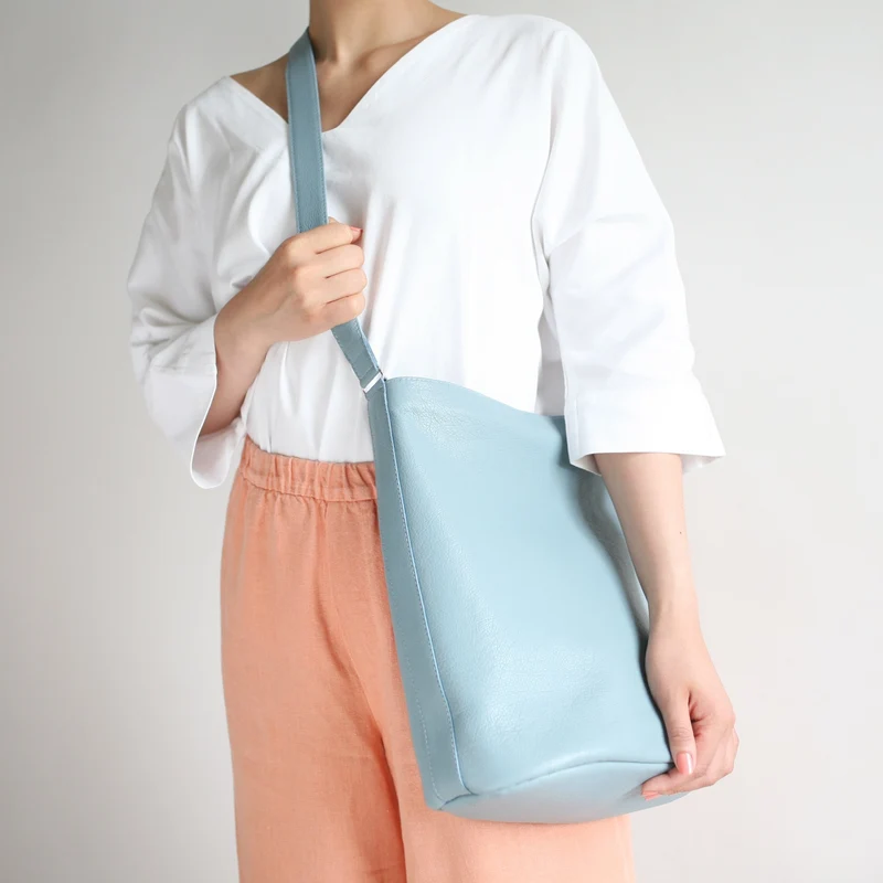 Bucket Bag Taubenblau