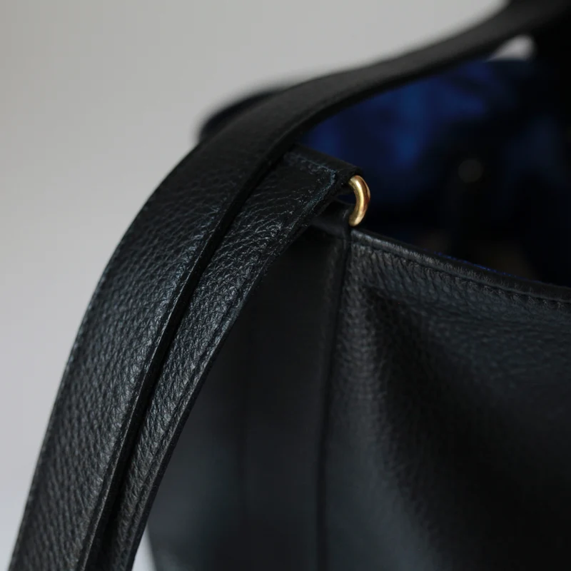 Bucket Bag Schwarz