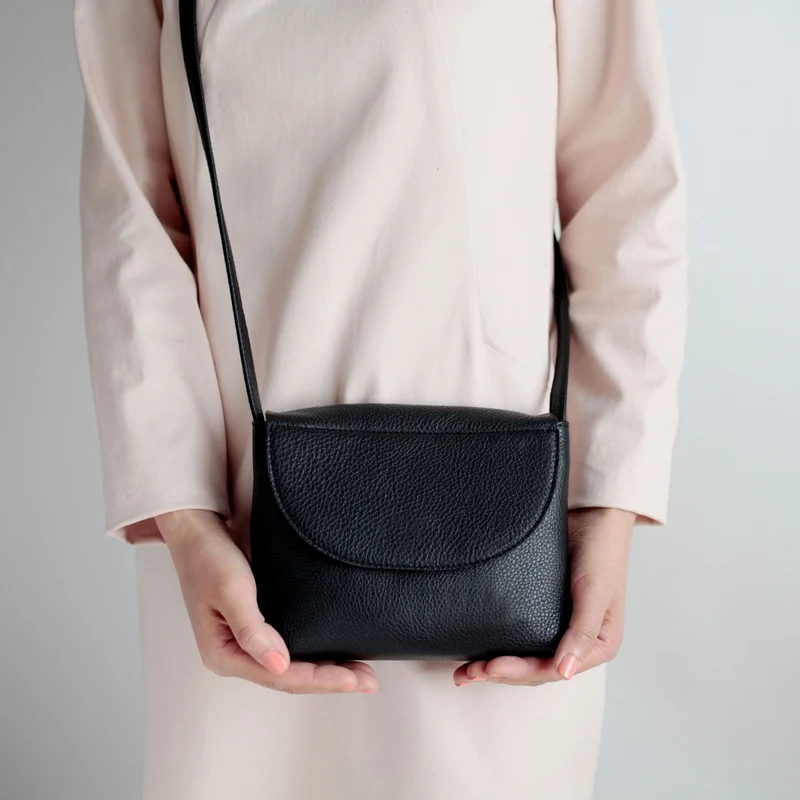 Minimalistische Schultertasche Schwarz
