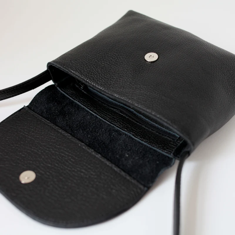 Minimalistische Schultertasche Schwarz