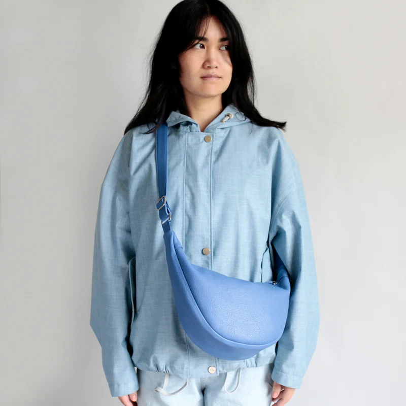 Kleiner Lederbeutel POUCH Kornbluenblau