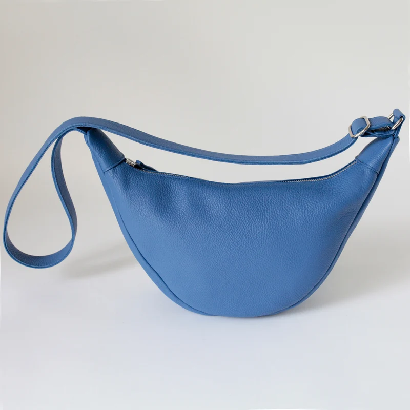 Kleiner Lederbeutel POUCH Kornbluenblau