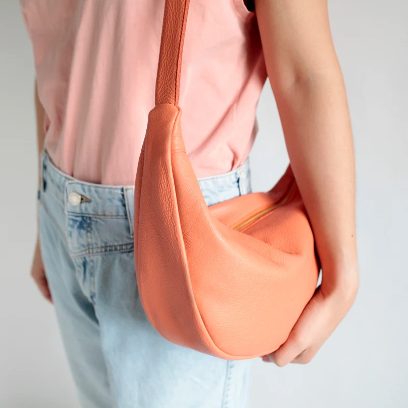 Kleiner Lederbeutel POUCH Korallorange