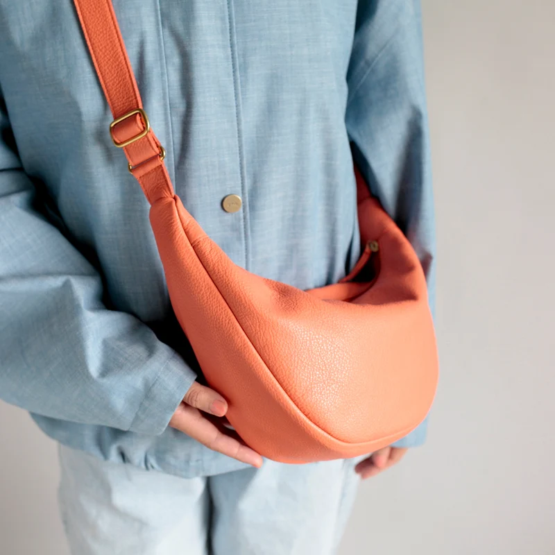 Kleiner Lederbeutel POUCH Korallorange