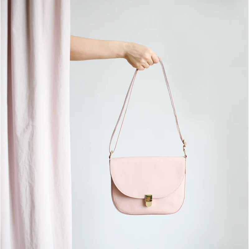 Satteltasche mit Steckschnalle Blush