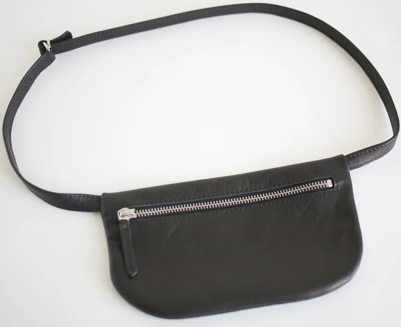 Kleine flache Gürteltasche Schwarz