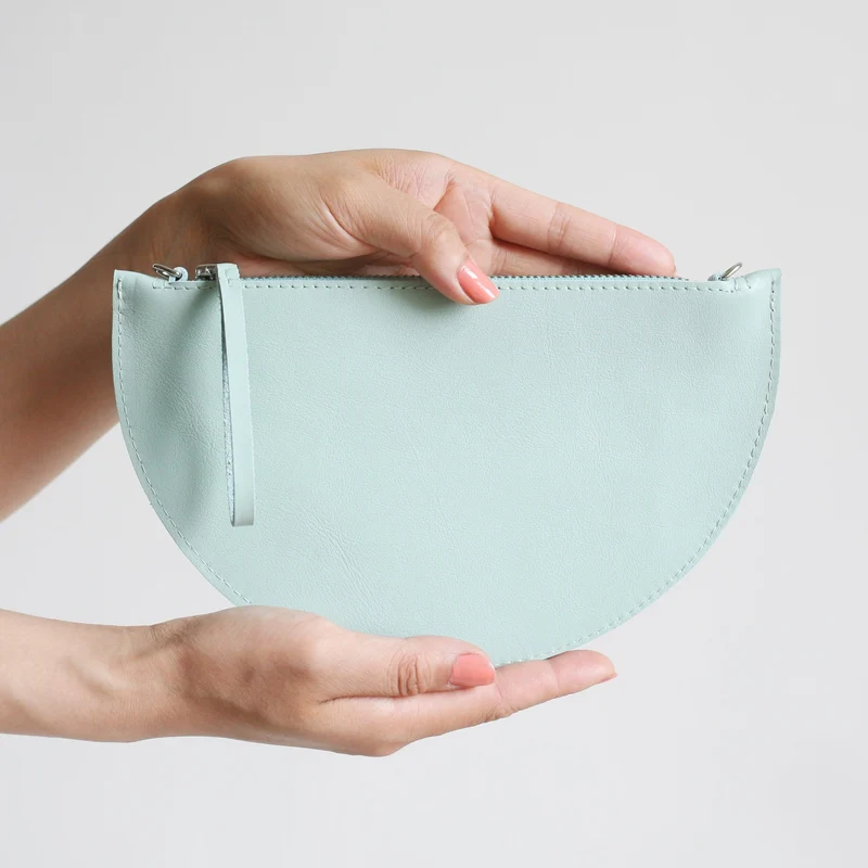 Halbmondtasche / Clutch Mini Mint