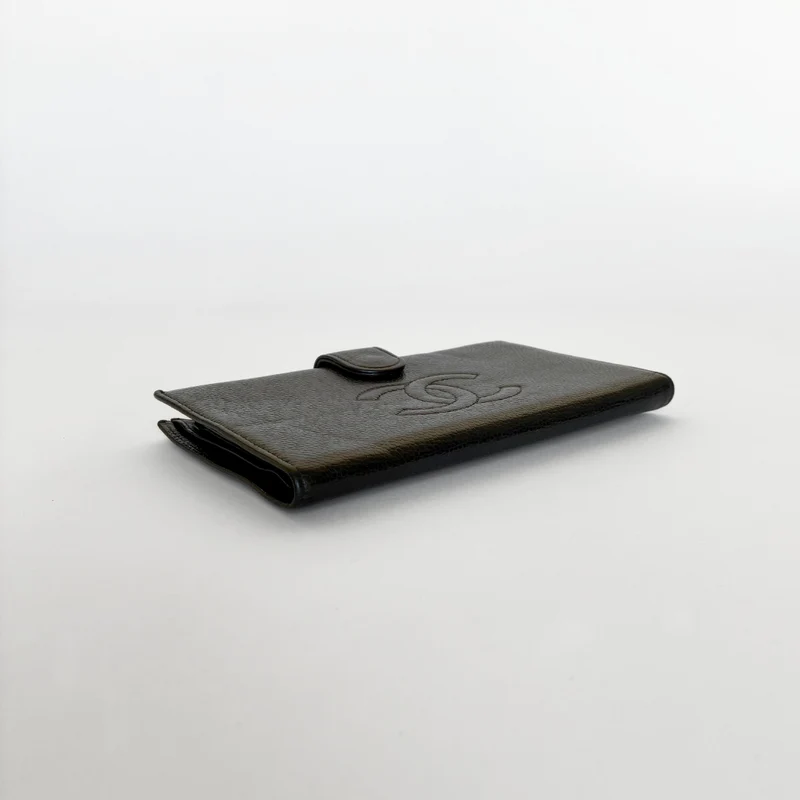 Chanel CC French Long Wallet aus schwarzem Kaviarleder