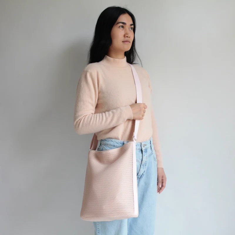 Bucket Bag 3D Mesh Blush