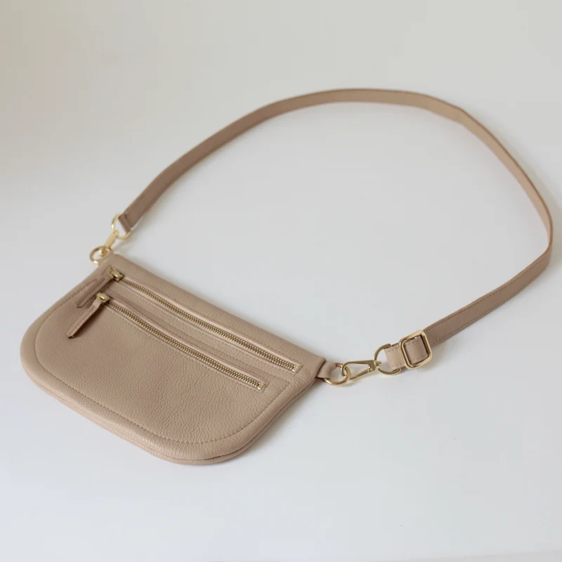 Große flache Gürteltasche DOPPELZIP Cappuccino