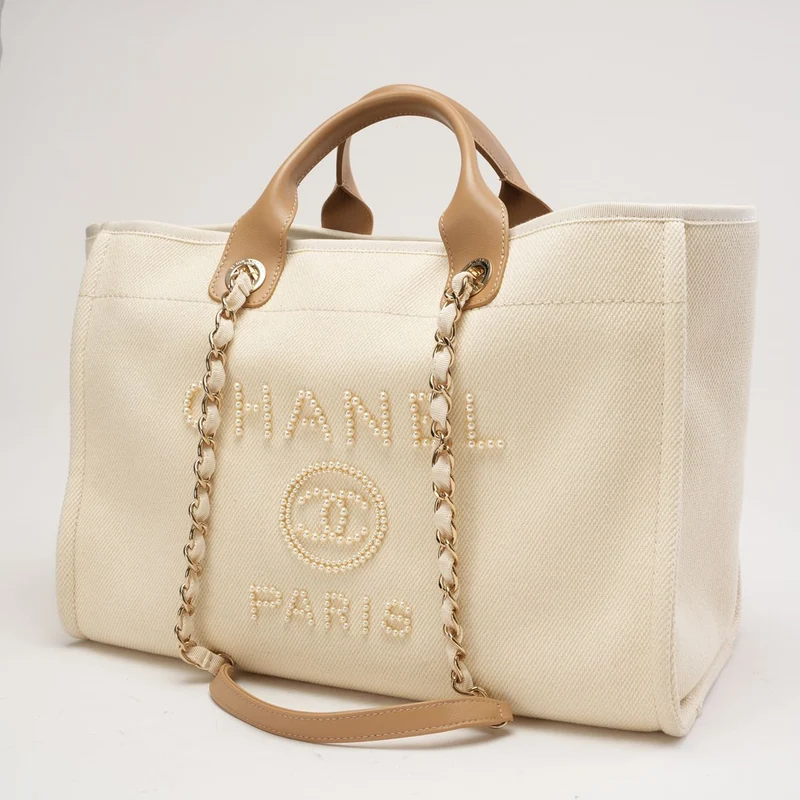 Chanel Deauville Shopping-Tasche mit weißen Perlen 2020