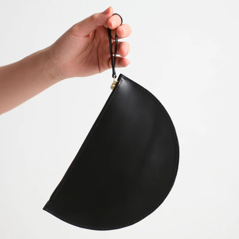 Halbmondtasche / Clutch Mini Schwarz