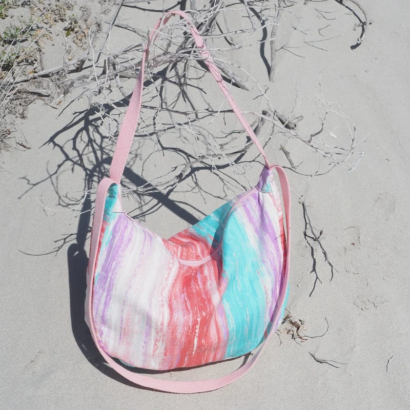 Upcycling Schultertasche POUCH Bunt / Rosa