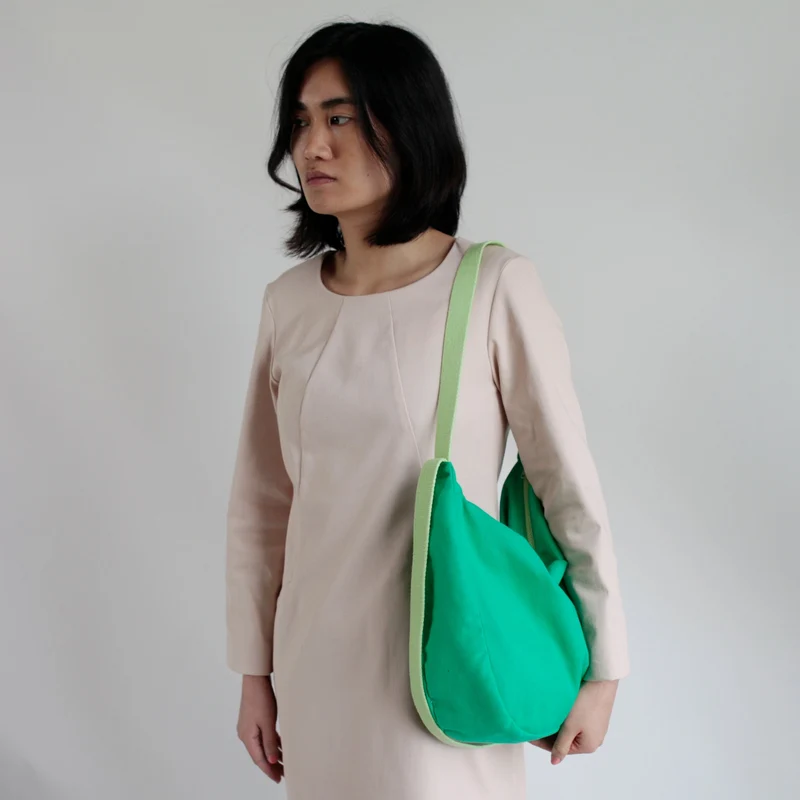 Upcycling Schultertasche POUCH Bunt / Rosa