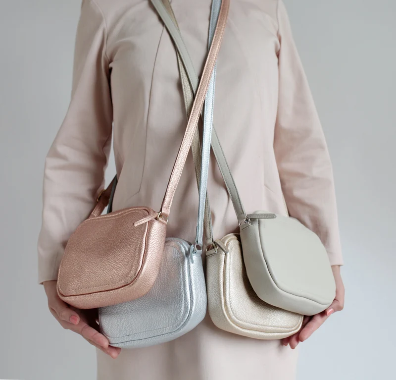 Handtasche ZIP S Hellgold