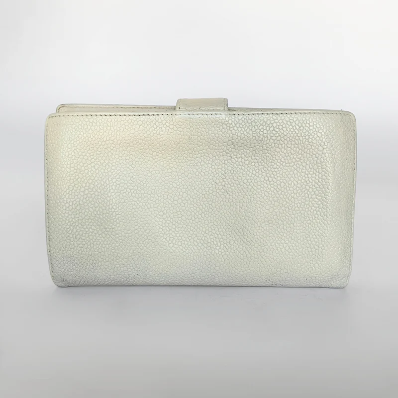 Chanel Caviar CC French Long Wallet in Weiß