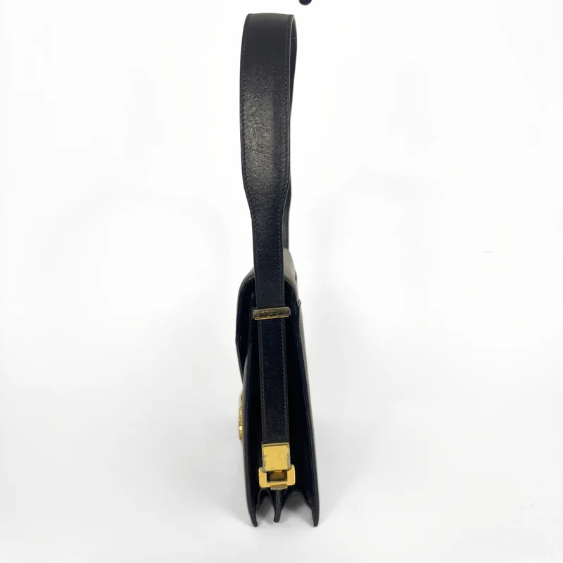 Celine Schwarze Schultertasche aus Leder