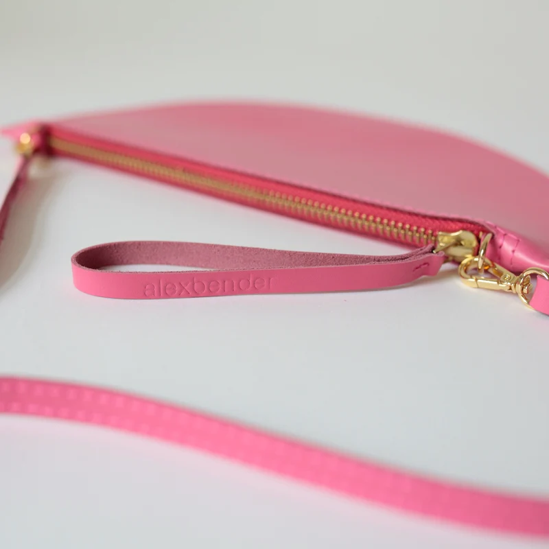 Halbmondtasche / Clutch Mini Flashy Pink