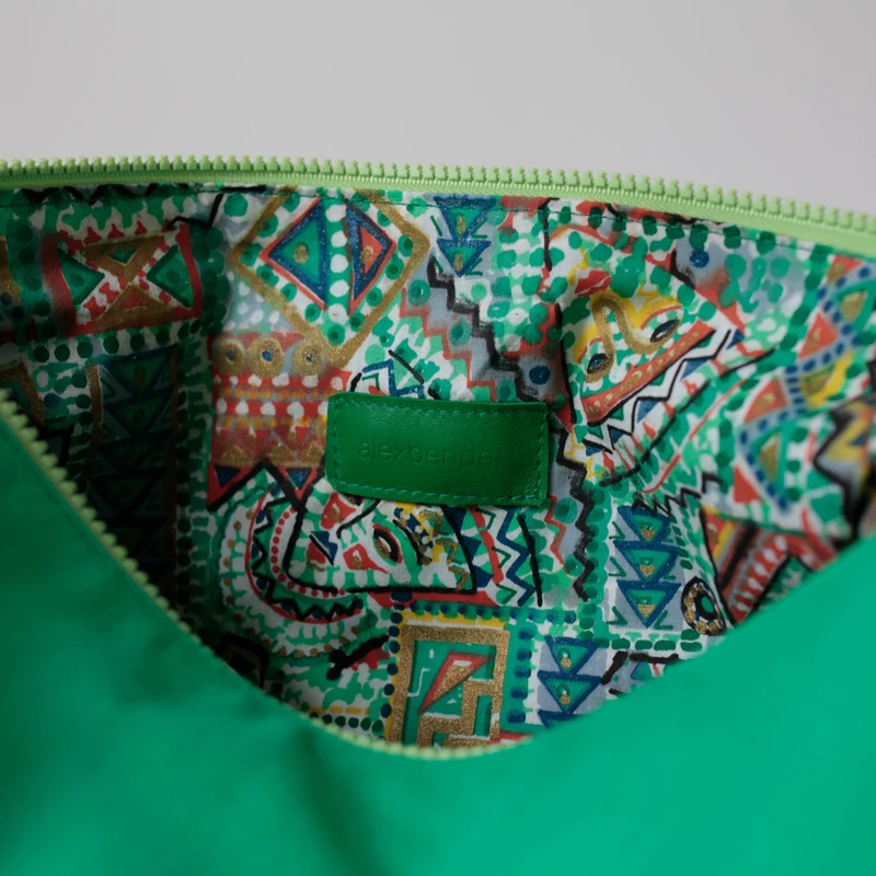 Upcycling Schultertasche POUCH Blumenprint II