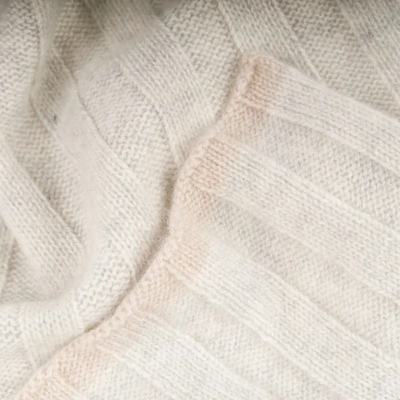 Schal aus Kaschmir in Off White