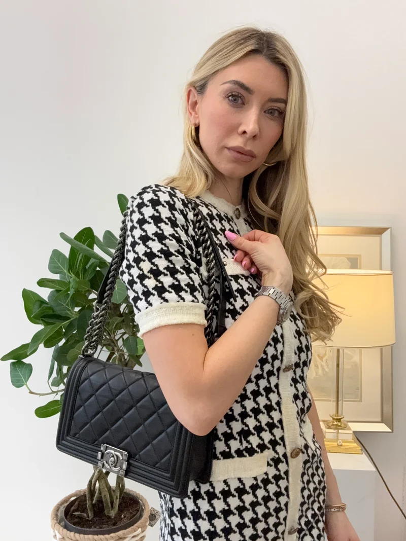 Chanel Schwarze Celtic Medium Boy Bag aus Lammleder 2014