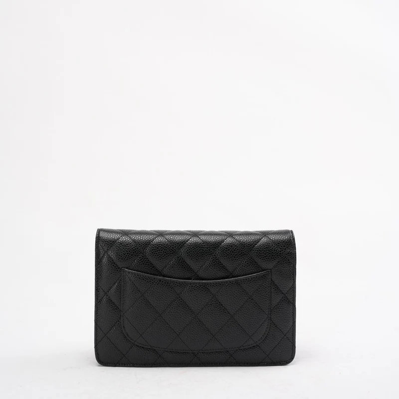 Chanel Schwarze klassische Brieftasche mit Kette (WOC) Caviar 2015