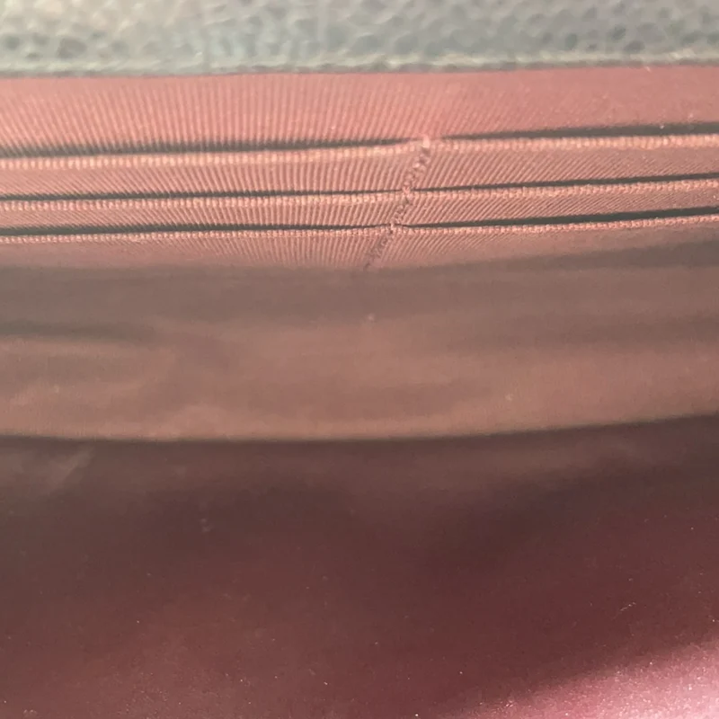 Chanel Schwarze klassische Brieftasche mit Kette (WOC) Caviar 2014