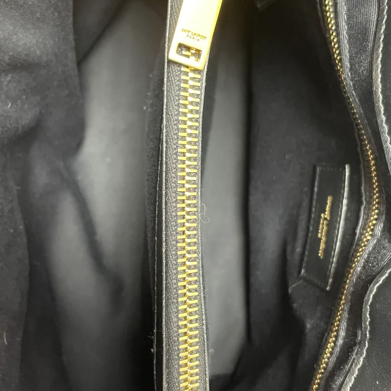 Saint Laurent Loulou Medium Schwarz 2020