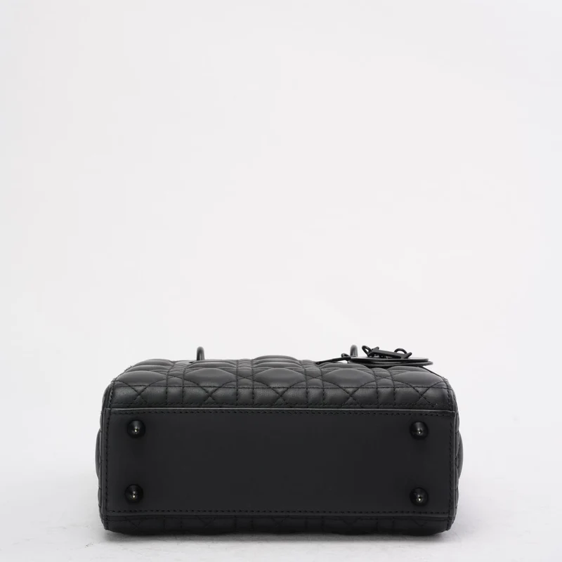 Christian Dior Mattschwarze kleine Lady Dior Tasche 2023