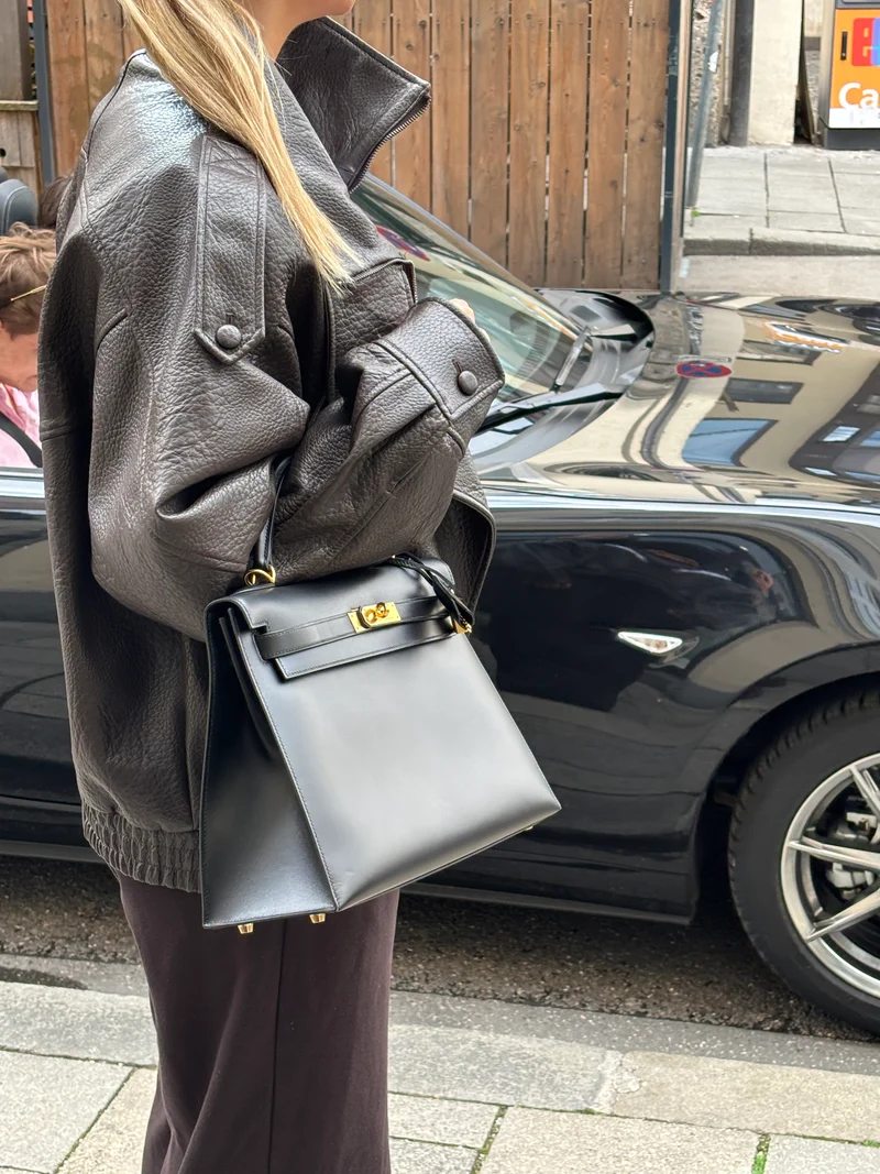 Hermes Schwarze Kelly 32 Sellier in Box Leder 2000
