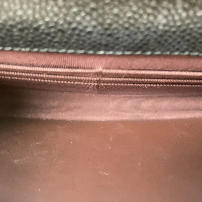 Chanel Schwarze klassische Brieftasche mit Kette (WOC) Caviar 2020